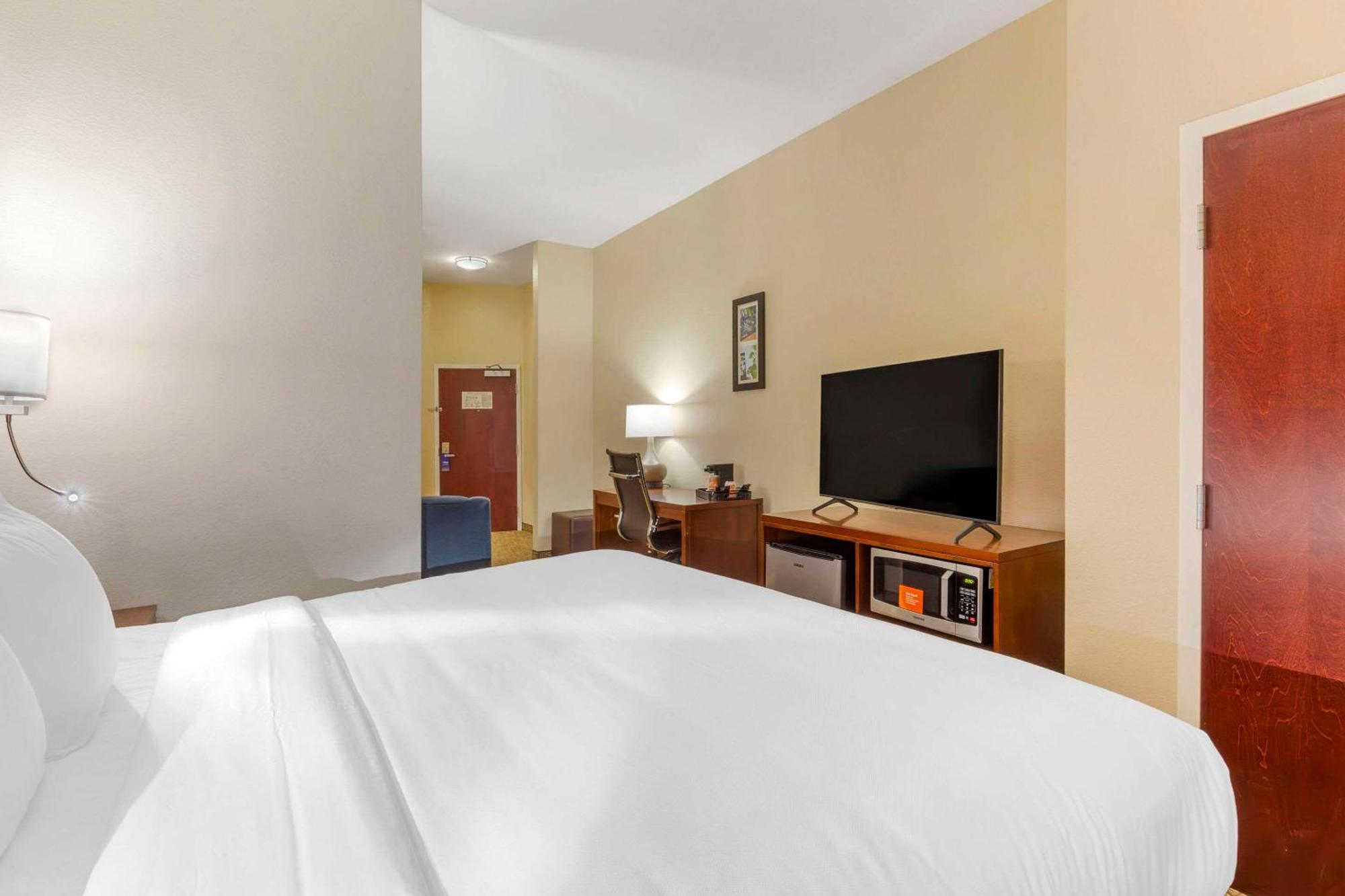 Comfort Suites Wilson - I - 95 Exterior foto